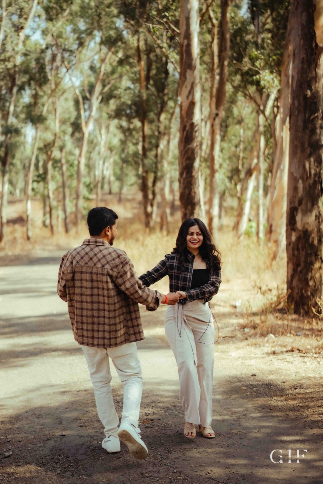 Niranjan & Pranali Pre-Wedding